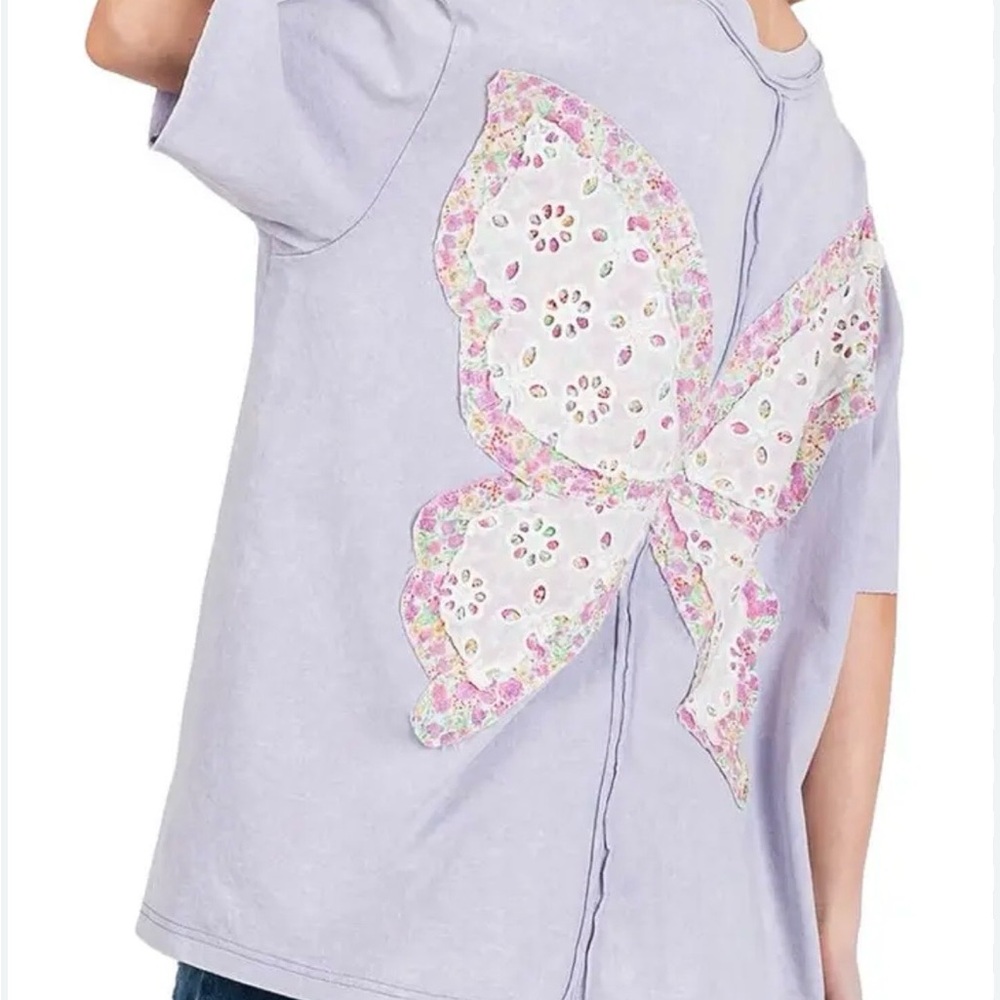 Sage + Fig L Lavender Butterfly  Shirt